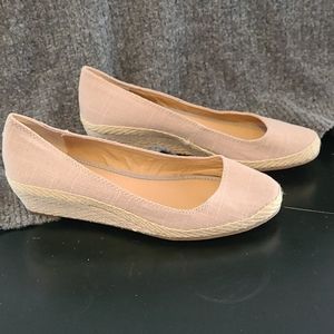 NWOT Lucky Brand tan wedges